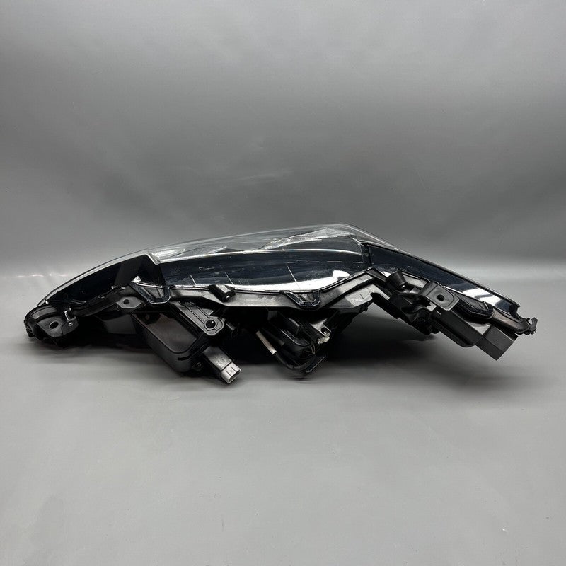 81150-05C41 TOYOTA CAMRY HEADLIGHT RIGHT PASSENGER 2018 2019 2020 LED OEM 81150-05C41