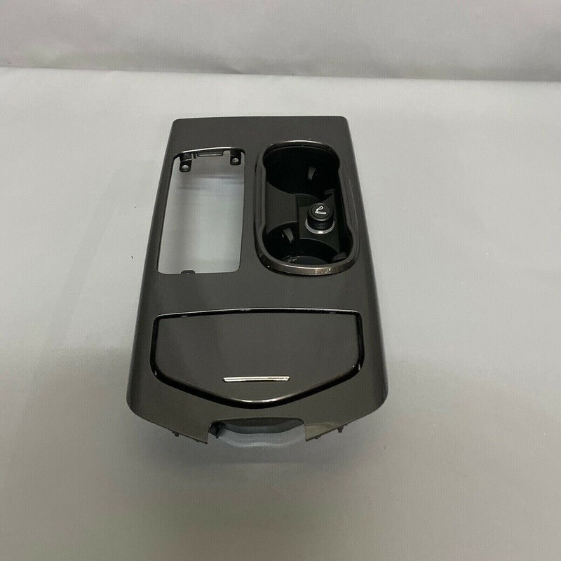 670040814 MASERATI GHIBLI SQ4 CENTER GLOVE COMPARTMENT 2014 2015 2016 OEM 670040814