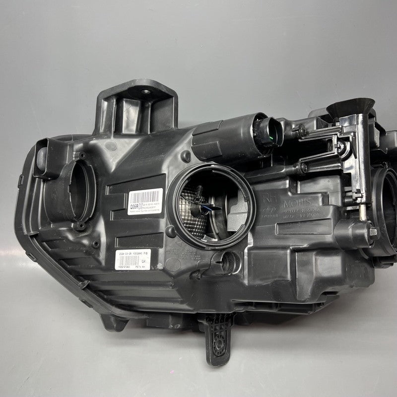 HYUNDAI VENUE HEADLIGHT RIGHT PASSENGER 2020 2021 2022 2023 2024 HALOG