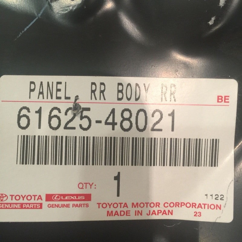 61625-48021 LEXUS RX330 RX350 RIGHT REAR BODY SIDE CORNER PANAL 2004 2005 2006 OEM 