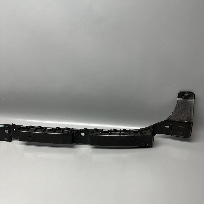 1083994-00-G TESLA MODEL S REAR BUMPER CENTER BRACKET 2017 18 19 20 21 22 2023 1083994-00-G