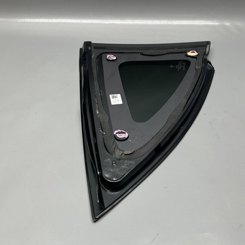 1495740-00-E TESLA MODEL Y QUARTER GLASS LEFT REAR 2020 2021 2022 2023 OEM 1495740-00-E
