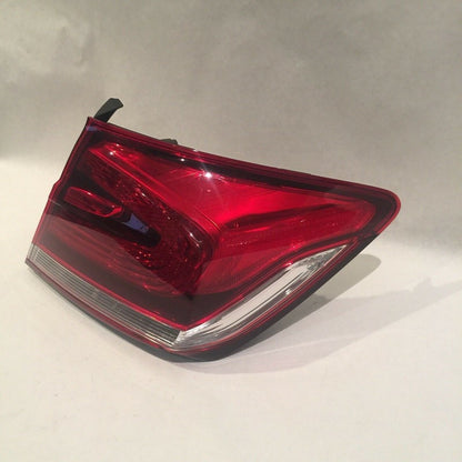 UH21CZTR0ZA5 HONDA CIVIC SEDAN RIGHT PASSENGER SIDE TAILLIGHT 2013 2014 2015 OEM
