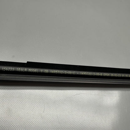 TESLA MODEL Y DOOR WINDOW MOLDING RIGHT REAR 2020 2021 2022 2023 OEM 