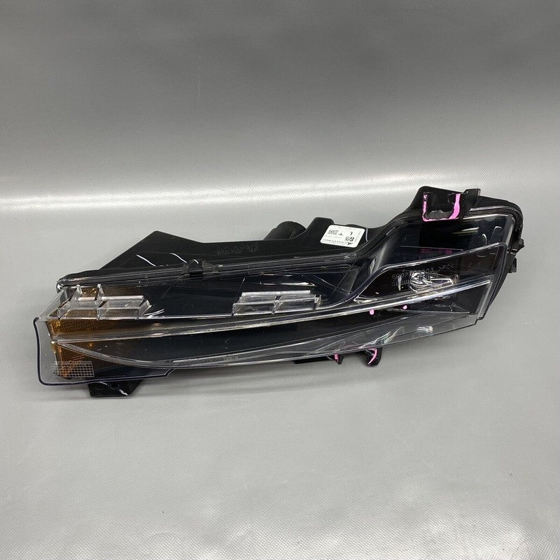 TESLA MODEL 3 FOG LIGHT LEFT DRIVER 2017 2018 2019 2020 2021 2022 1077