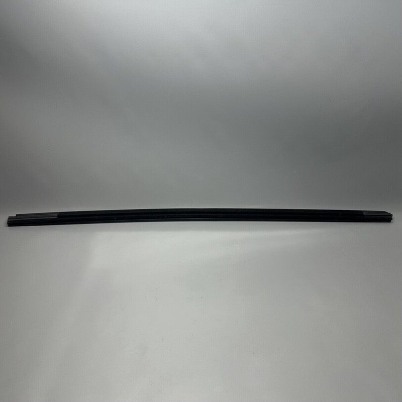 1080748-01-J TESLA MODEL 3 DOOR WINDOW MOLDING RIGHT REAR 2017 18 19 20 21 2022 1080748-01-J