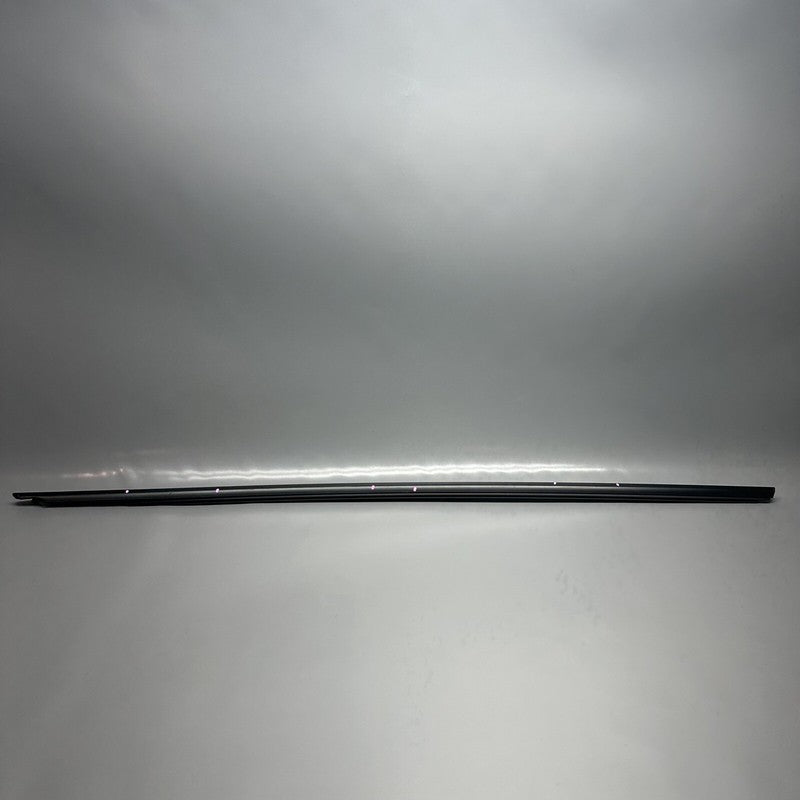 99153708601 PORSCHE 911 CAYMAN 718 DOOR MOLDING RIGHT FRONT 2017-2023 OEM 99153708601