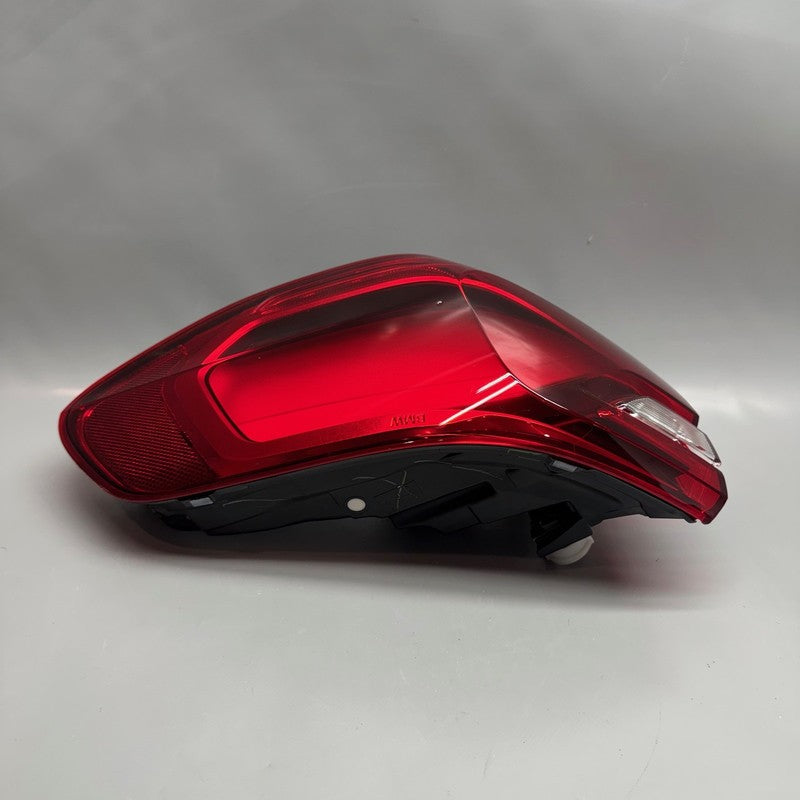 BMW X7 TAIL LIGHT RIGHT PASSENGER 2019 2020 2021 2022 OEM H45A164A605