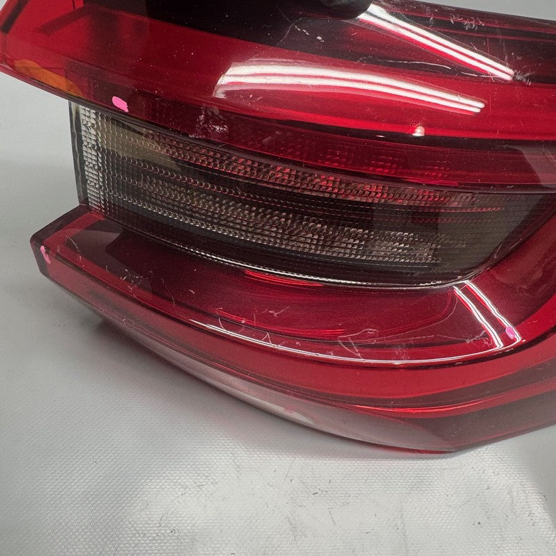 BMW X5 TAIL LIGHT RIGHT PASSENGER X5M 2019 2020 2021 2022 2023 OEM 374