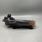 1077392-00-F TESLA MODEL 3 FOG LIGHT RIGHT SIDE 1077392-00-F 2017 2018 2019 2020 OEM