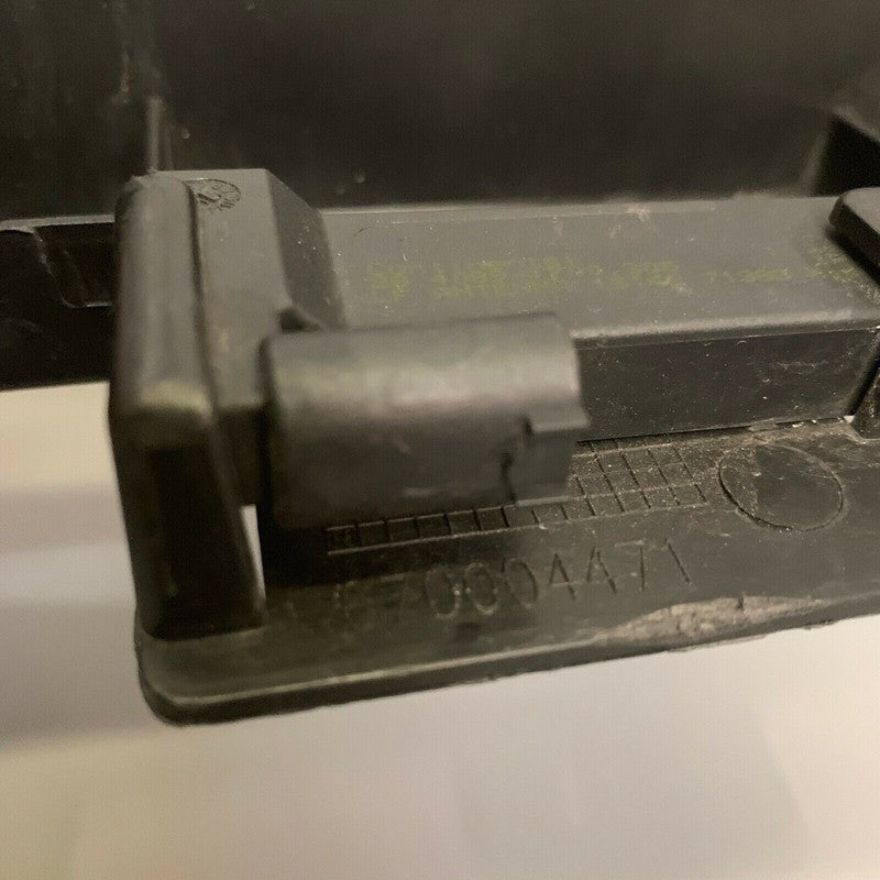 670004471 MASERATI GHIBLI SQ4 MOUNT BRACKET REAR BUMPER UPPER CENTER 2014 2015 2016 2017 