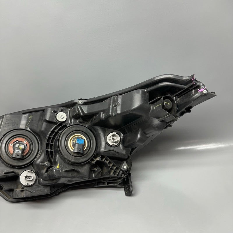 HONDA HR-V HEADLIGHT RIGHT PASSENGER 2019 2020 2021 2022 HALOGEN OEM
