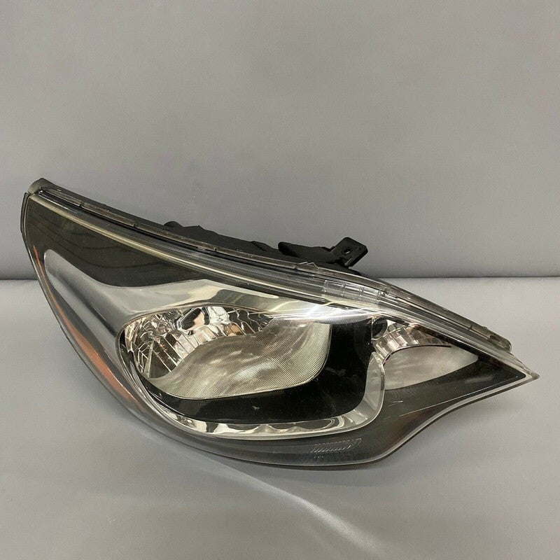 KIA RIO HEADLIGHT RIGHT SIDE 2012 2013 2014 HALOGEN SEDAN OEM