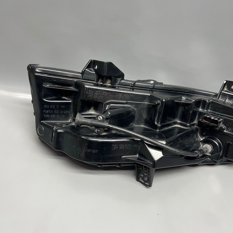 FORD MUSTANG FOG LIGHT LEFT DRIVER 2018 2019 2020 2021 2022 OEM PJR3B1