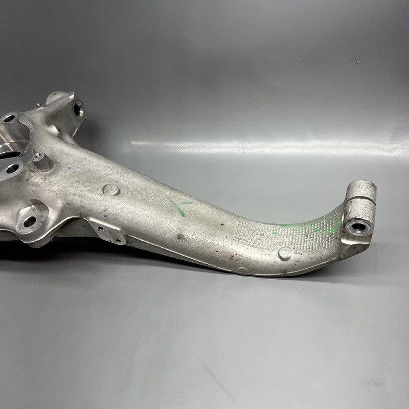 1044311-00-E TESLA MODEL 3 KNUCKLE LEFT FRONT 2017 2018 2019 2020 2021 2022 2023 OEM