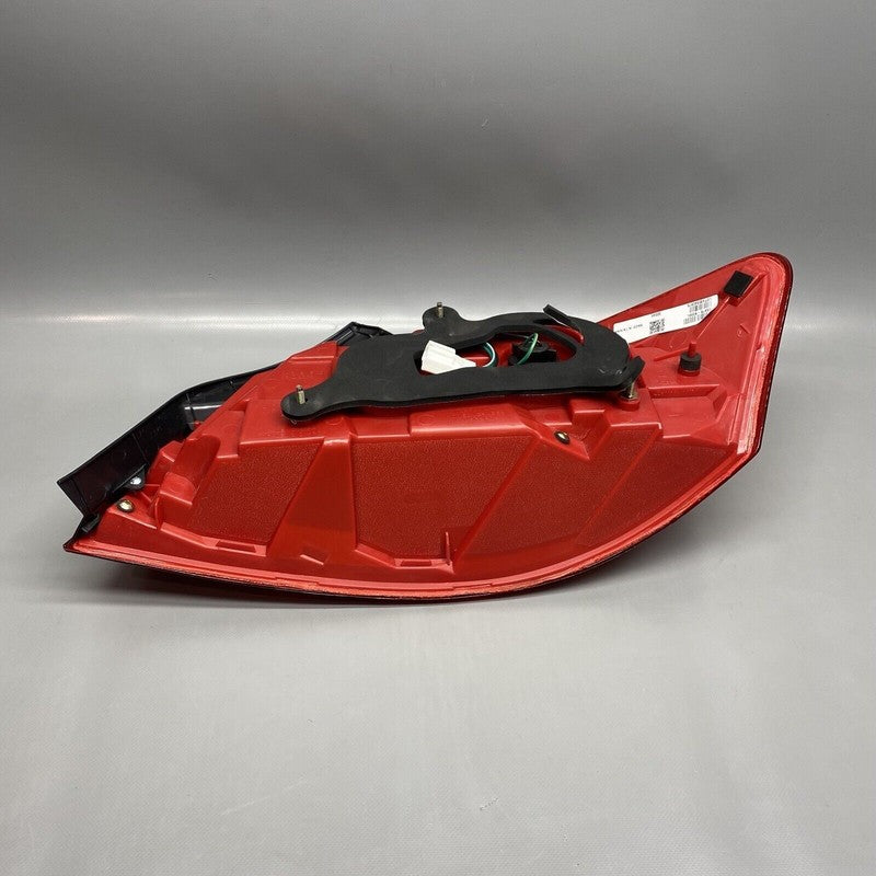 G37 INFINITI G30 TAIL LIGHT LEFT DRIVER 2007 2008 2009 2010 2011 2012 OEM