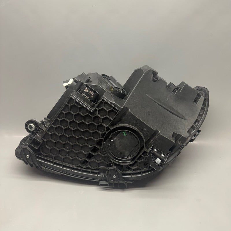 MERCEDES BENZ C300 HEADLIGHT RIGHT PASSENGER 2022-2025 FULL LED OEM A2