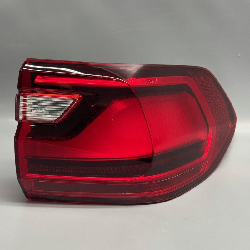 BMW X7 TAIL LIGHT RIGHT PASSENGER 2019 2020 2021 2022 OEM H45A164A605