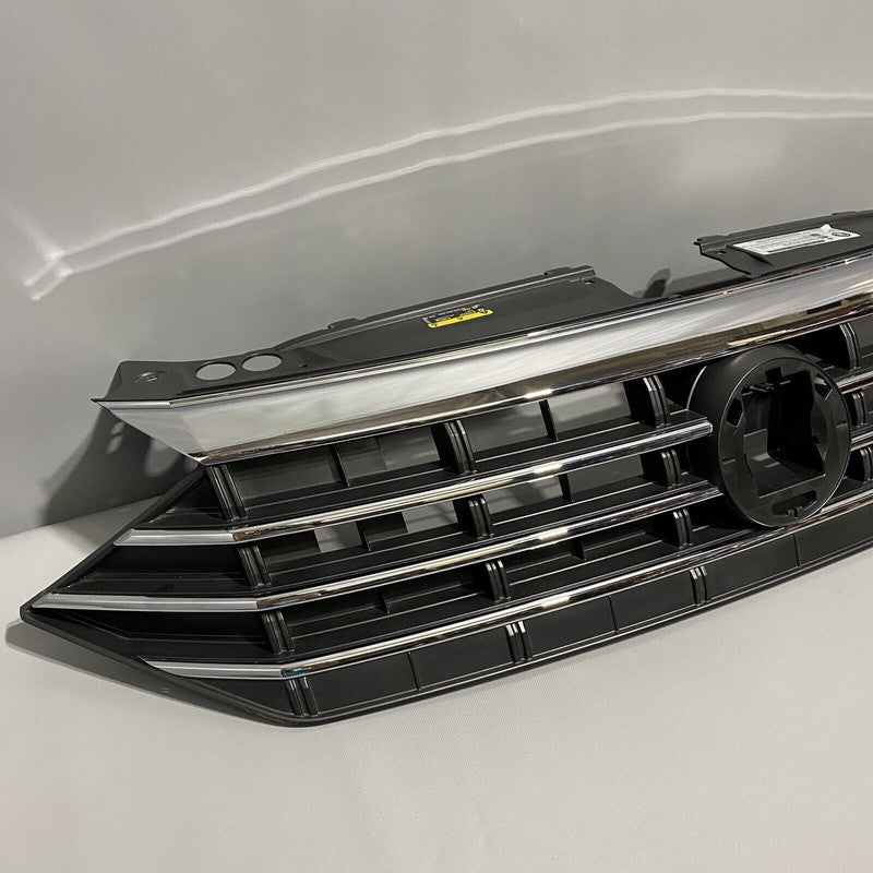 17A853653E VOLKSWAGEN JETTA GRILLE UPPER 17A853653E 2019 2020 OEM