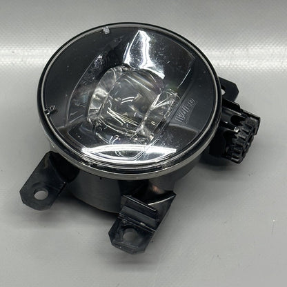 670033497 MASERATI LEVANTE FOG LIGHT LEFT RIGHT 2017 2018 2019 2020 OEM 670033497