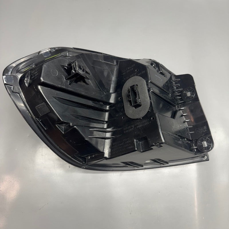 BMW X3 TAIL LIGHT RIGHT PASSENGER 2022 2023 2024 LED OEM CRACKED