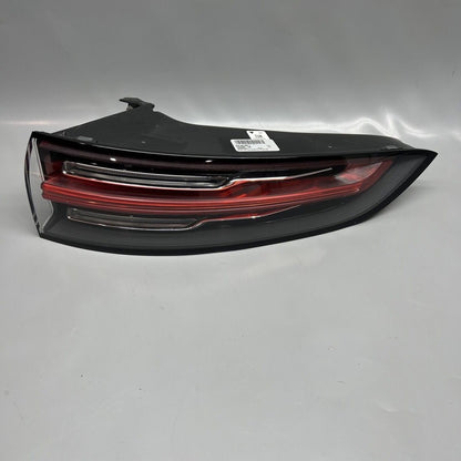 9Y0945096J PORSCHE CAYENNE TAIL LIGHT RIGHT PASSENGER 2019 20 21 22 2023 LED OEM 9Y0945096J