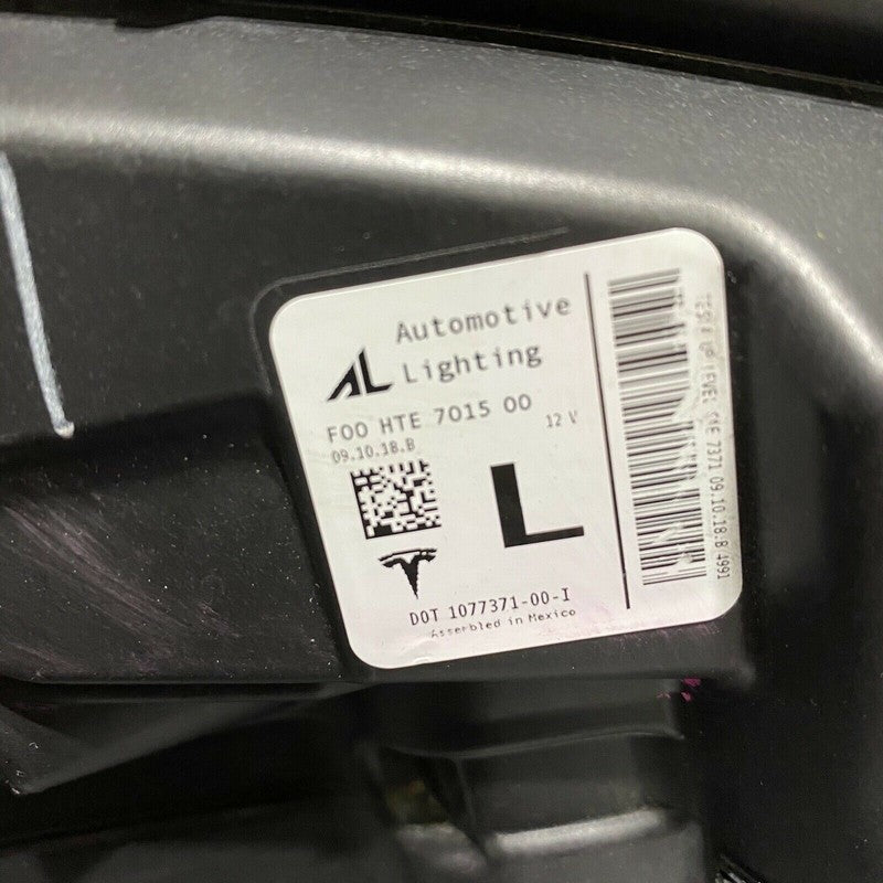 1077371-00-I TESLA MODEL 3 HEADLIGHT LEFT DRIVER SIDE 2017 2018 2019 2020 LED OEM