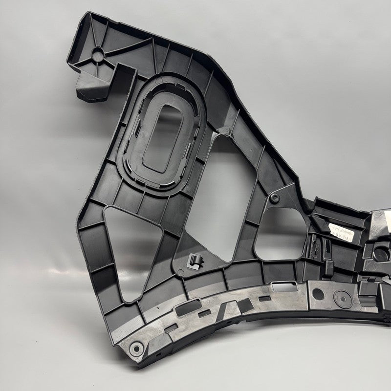 PORSCHE CAYENNE REAR BUMPER BRACKET RIGHT 2019 2020 2021 OEM 9Y0807378