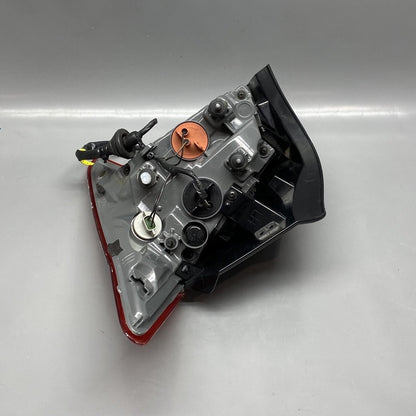 92401 AA020 HYUNDAI ELANTRA TAIL LIGHT LEFT DRIVER 2021 2022 OEM 92401AA020 DAMAGED