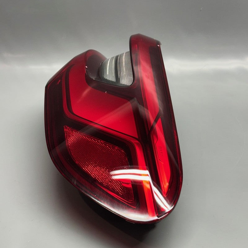 BMW X5 TAIL LIGHT RIGHT PASSENGER X5M 2019 2020 2021 2022 2023 OEM 374