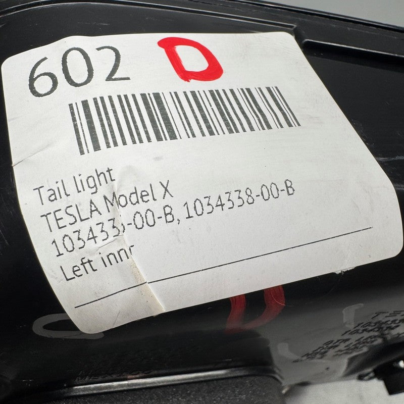 TESLA MODEL X TAIL LIGHT LEFT DRIVER 2016 2017 2018 2019 2020 OEM 1034
