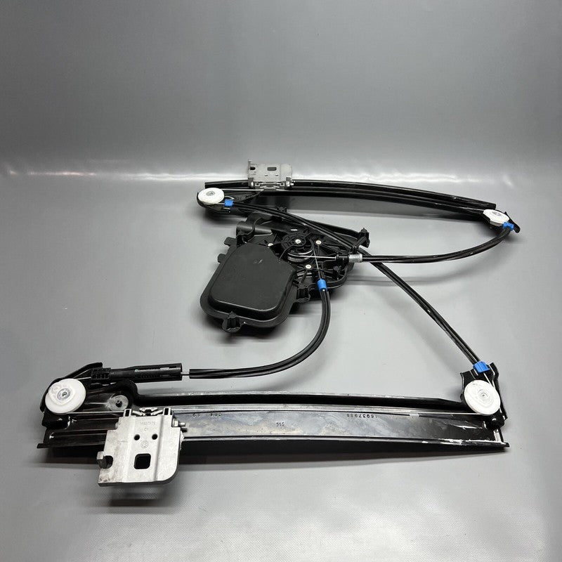 1096621-14-J TESLA MODEL 3 DOOR WINDOW REGULATOR RIGHT FRONT 2017 18 19 2020 OEM 1096621-14-J