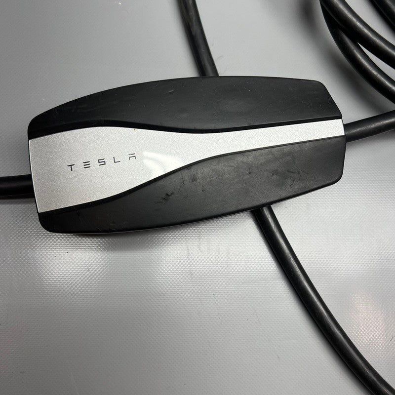 MODEL 3 S X TESLA MODEL 3 S X CHARGING CONNECTOR MOBILE GEN 2 OEM