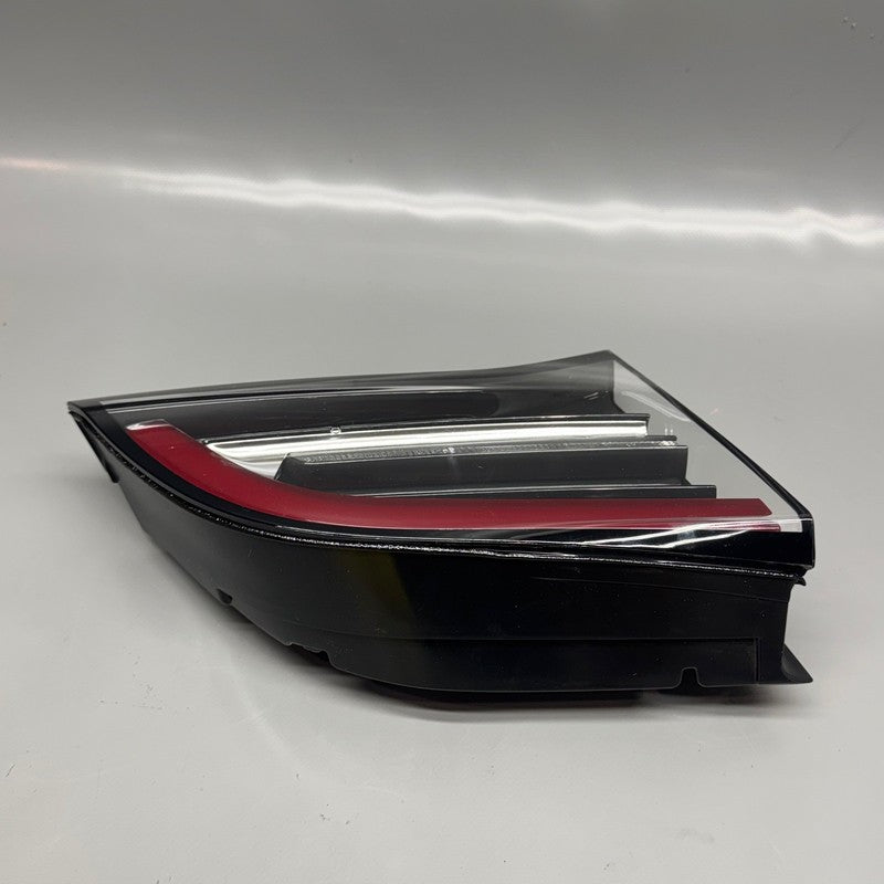 TESLA MODEL 3 TAIL LIGHT TRUNK LEFT DRIVER 2017-2020 2021 2022 2023 3 