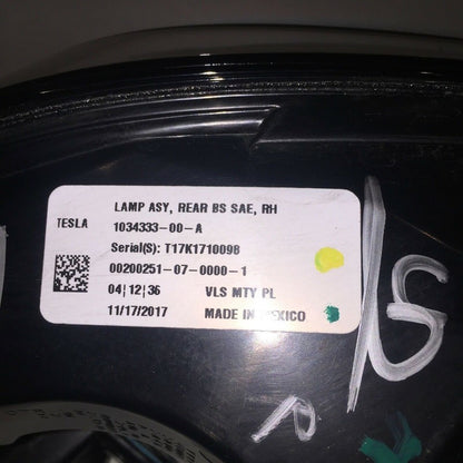 1034333-00-A TESLA MODEL X TAIL LIGHT RIGHT PASSENGER 1034333-00-A 2015 2016 2017 2018 OEM