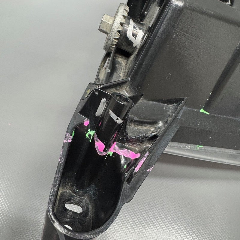 TESLA MODEL S FOG LIGHT LEFT DRIVER SIDE  2016 2017 2018 2019 OEM 6005