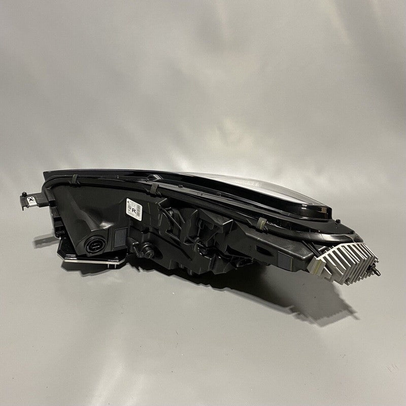 1077372-00-L TESLA MODEL 3 HEADLIGHT RIGHT PASSENGER LED 1077372-00-L 2017 2018 2019 2020 OEM
