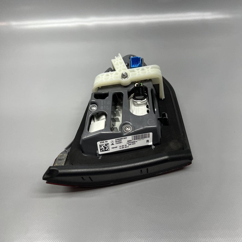 A2059061602 MERCEDES BENZ C300 WAGON TRUNK TAIL LIGHT RIGHT 2015 2016 2017 2018 OEM