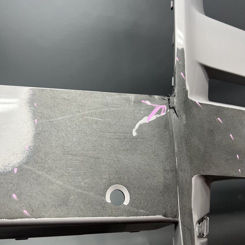 9464600-06 ROLLS ROYCE CULLINAN FRONT BUMPER 2019 2020 2021 2022 OEM 9464600-06 DAMAGED