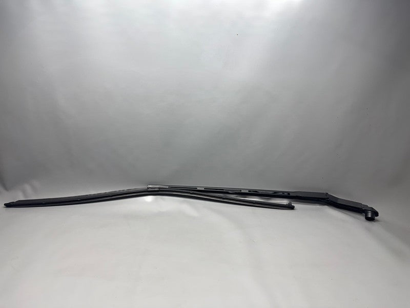 TESLA CYBERTRUCK WINDSHIELD WIPER 2024 2025 OEM 1853255-00-E