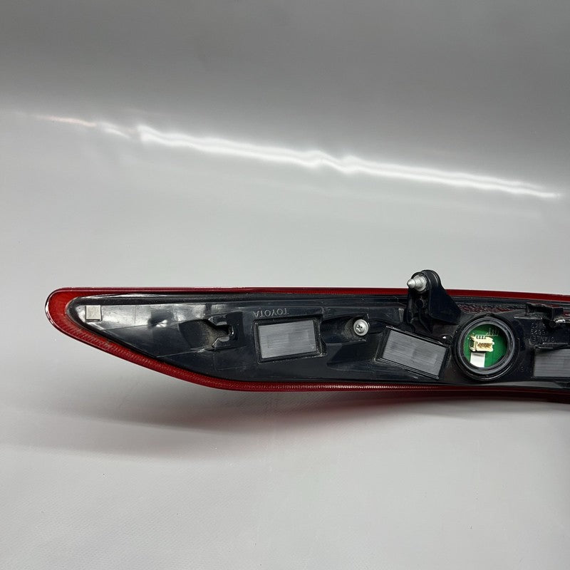 TOYOTA VENZA TAIL LIGHT LEFT DRIVER 2021 2022 2023 OEM