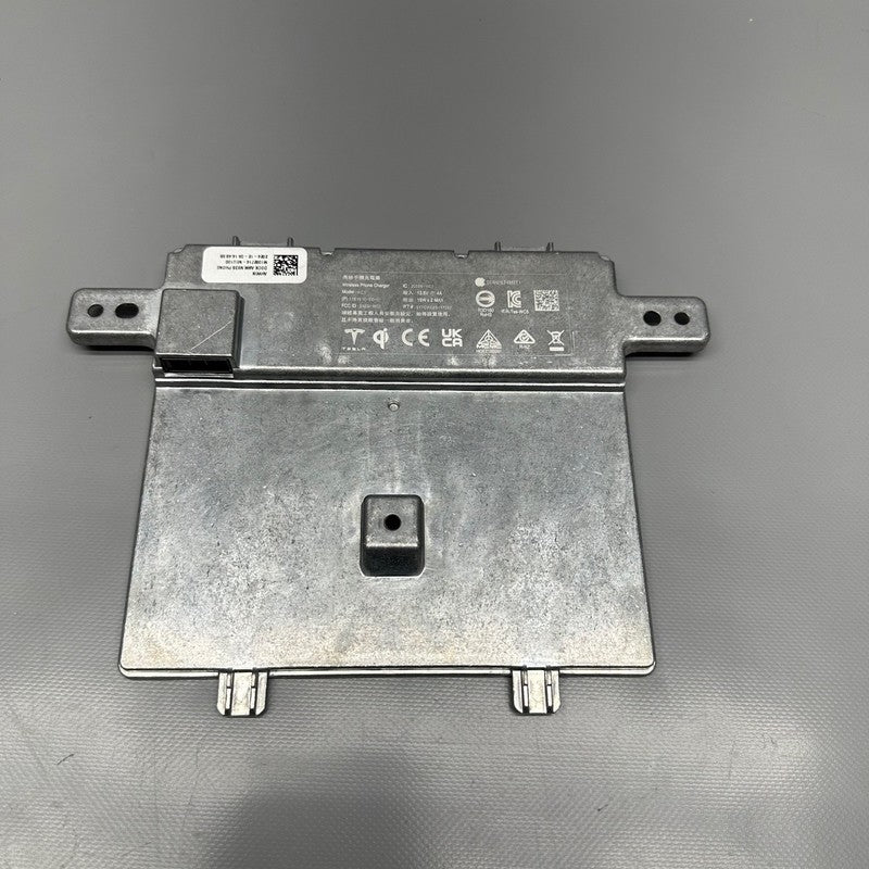1761810-00-C TESLA MODEL 3 WIRELESS CHARGING MODULE GEN 4 2024 2025 OEM 1761810-00-C