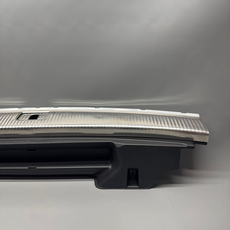 AUDI Q5 TRUNK LATCH PANEL COVER TRIM 2010 2011 2012 2013 2014 2015 8R0