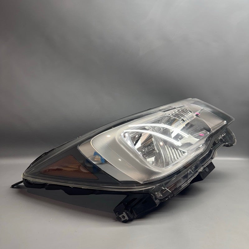 SUBARU FORESTER HEADLIGHT RIGHT PASSENGER 2017 2018 HALOGEN OEM