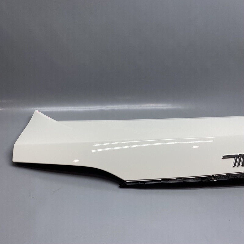 670042733 MASERATI LEVANTE TAILGATE SPOILER WING 670042733 2016 2017 2018 2019 OEM