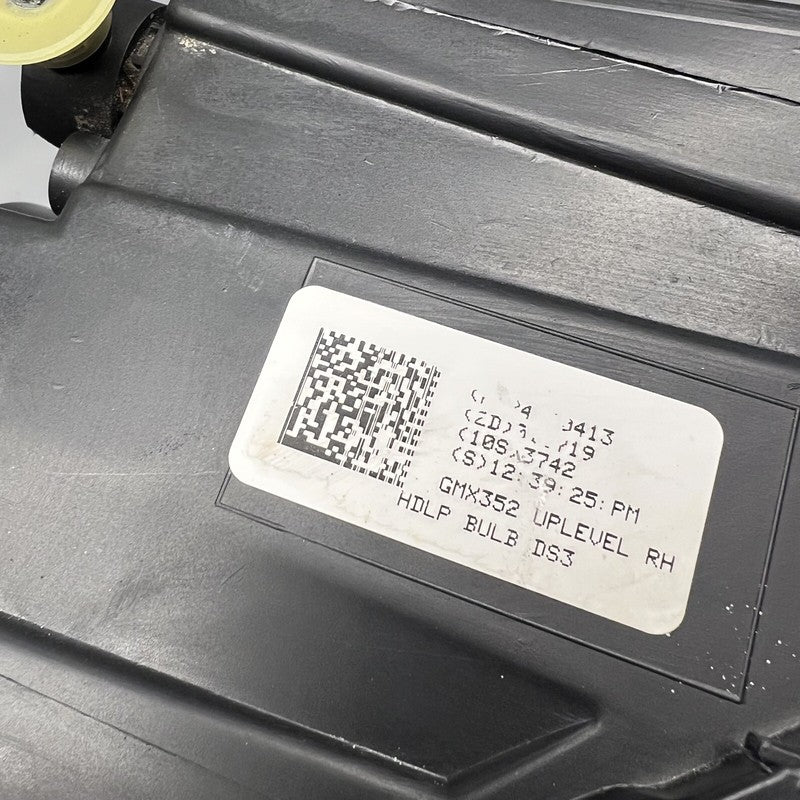 844346443 CHEVY IMPALA HEADLIGHT RIGHT PASSENGER 2014 XENON OEM DAMAGED