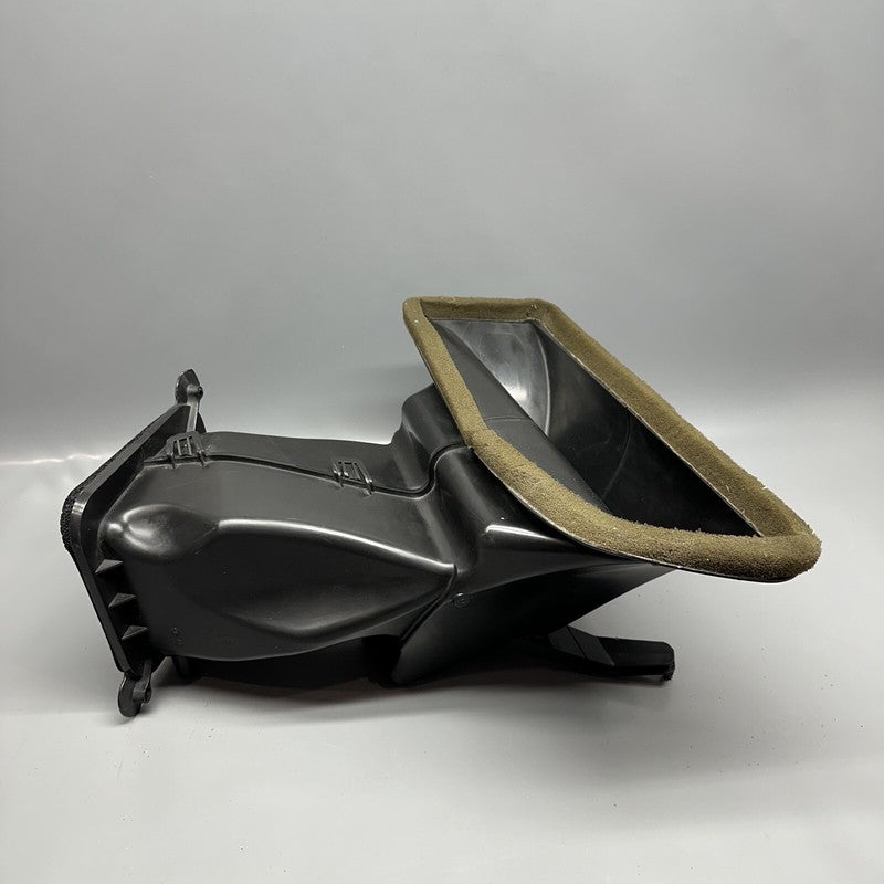 1509536-00-A TESLA MODEL Y AIR INTAKE DUCT 2020 2021 2022 2023 OEM 1509536-00-A