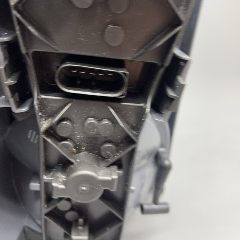 RANGE ROVER HSE TAIL LIGHT RIGHT PASSENGER 2003 2004 2005 OEM