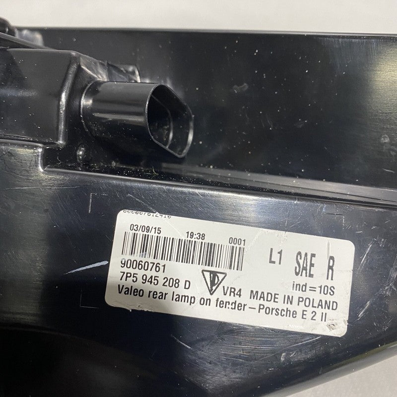 PORSCHE CAYENNE TAIL LIGHT RIGHT SIDE 7P5945208D LED OEM 2015 2016 201