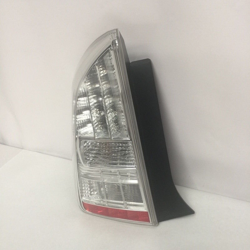 TOYOTA PRIUS TAIL LIGHT LEFT SIDE LED 2010 2011 OEM